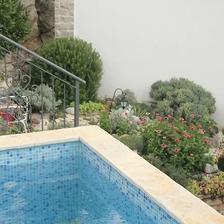 Villa Bijeli Dvori Skradin